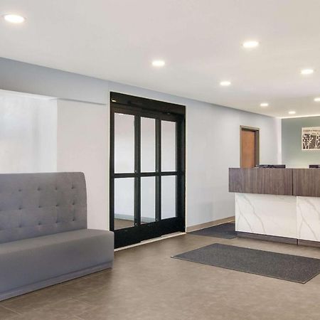 Sleep Inn & Suites Clarion, Pa Near I-80 ภายนอก รูปภาพ