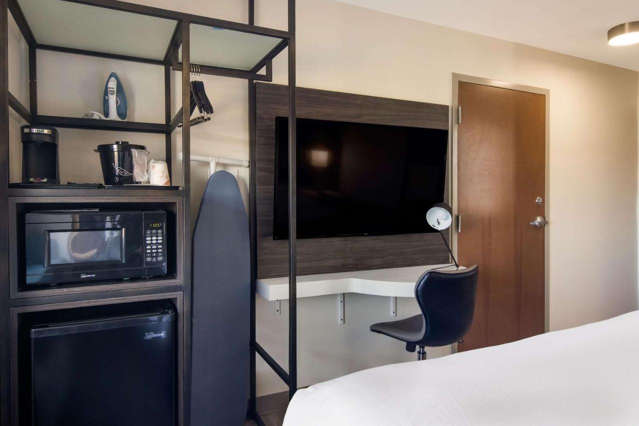 Sleep Inn & Suites Clarion, Pa Near I-80 ภายนอก รูปภาพ