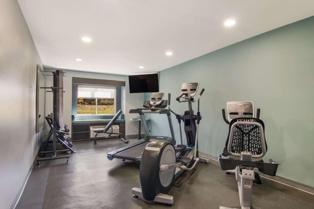 Sleep Inn & Suites Clarion, Pa Near I-80 ภายนอก รูปภาพ